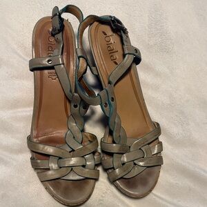 Biala Women's Gray Leather Sandals